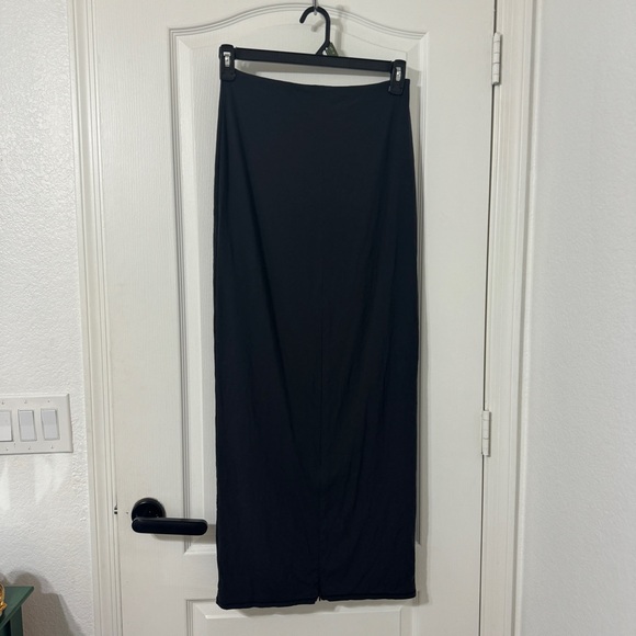 Skims Fits Everybody Long Skirt XL - Picture 5 of 5